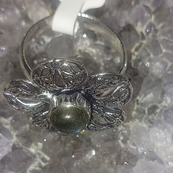 Labradorite Flower Filigree Ring Size 9 - Picture 6 of 7